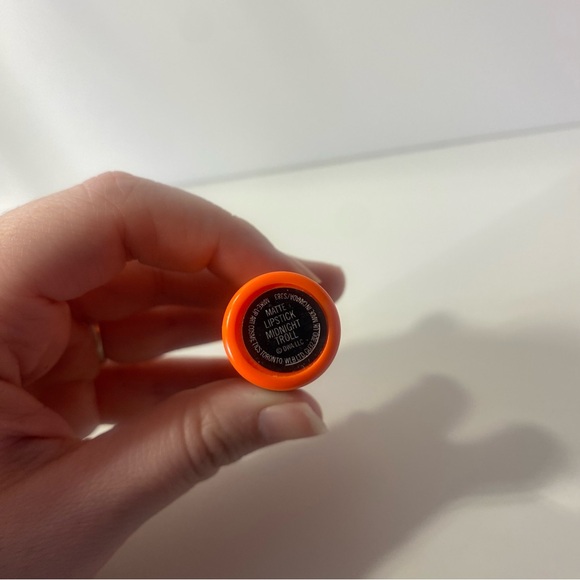 Mac trolls lipstick midnight troll - Picture 3 of 3